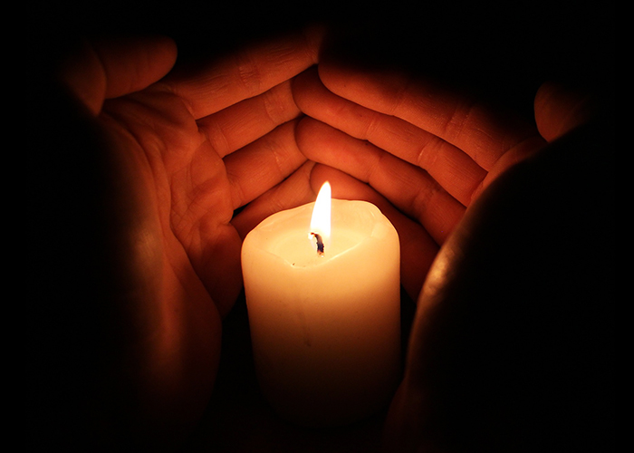 candle hands H1